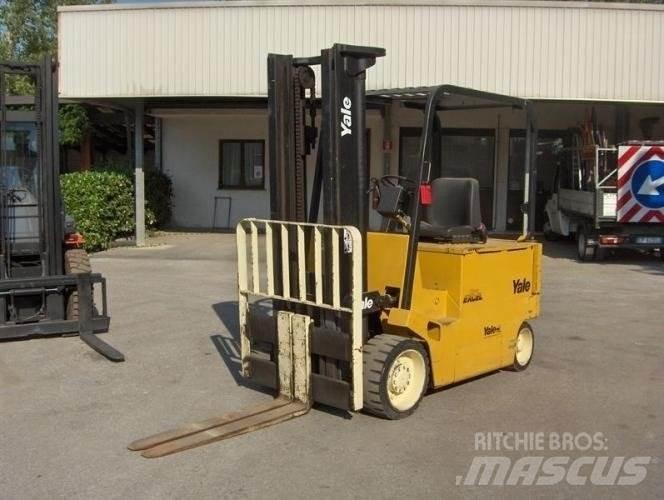 Yale ERC40-AKE Electric forklift trucks