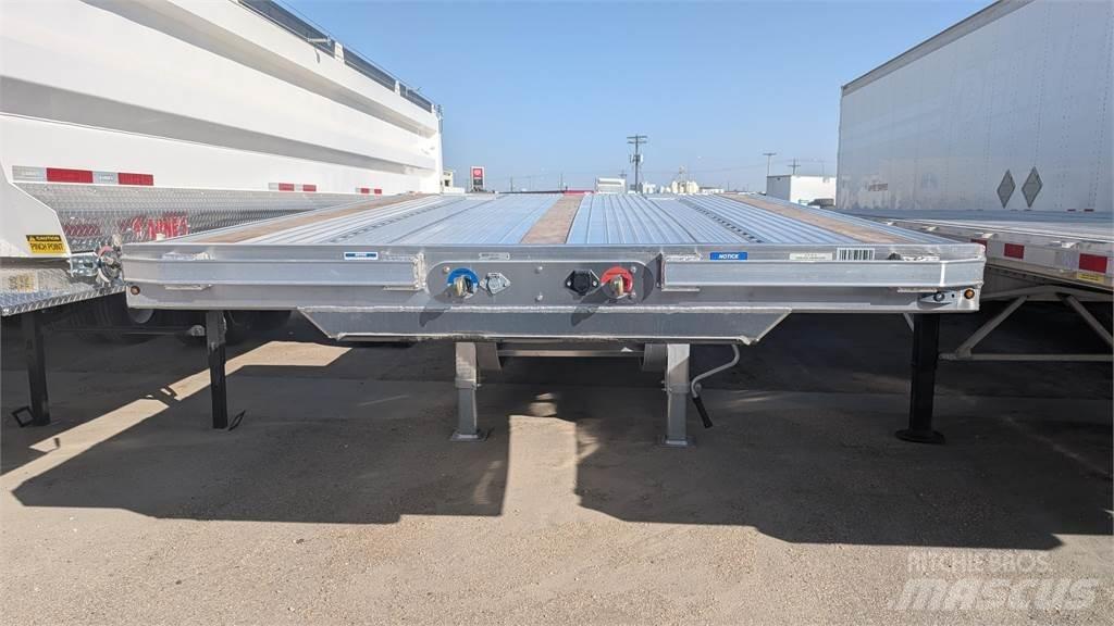 East Mfg Beast Flatbed/Dropside trailers