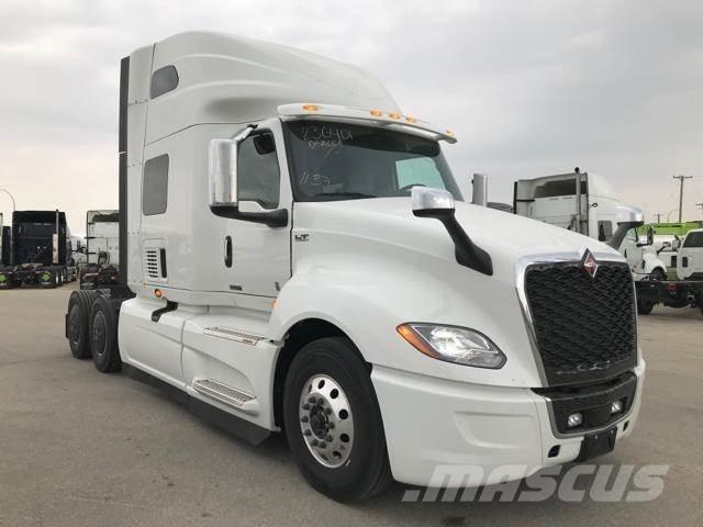 International LT Prime Movers