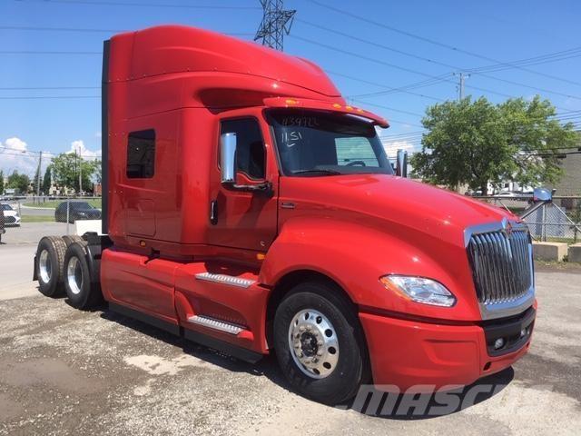 International LT Prime Movers