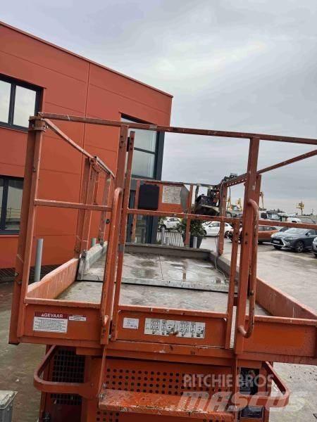 Snorkel S2770RT Articulated boom lifts