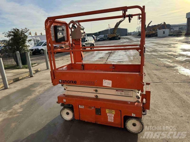 Snorkel S3215E Articulated boom lifts