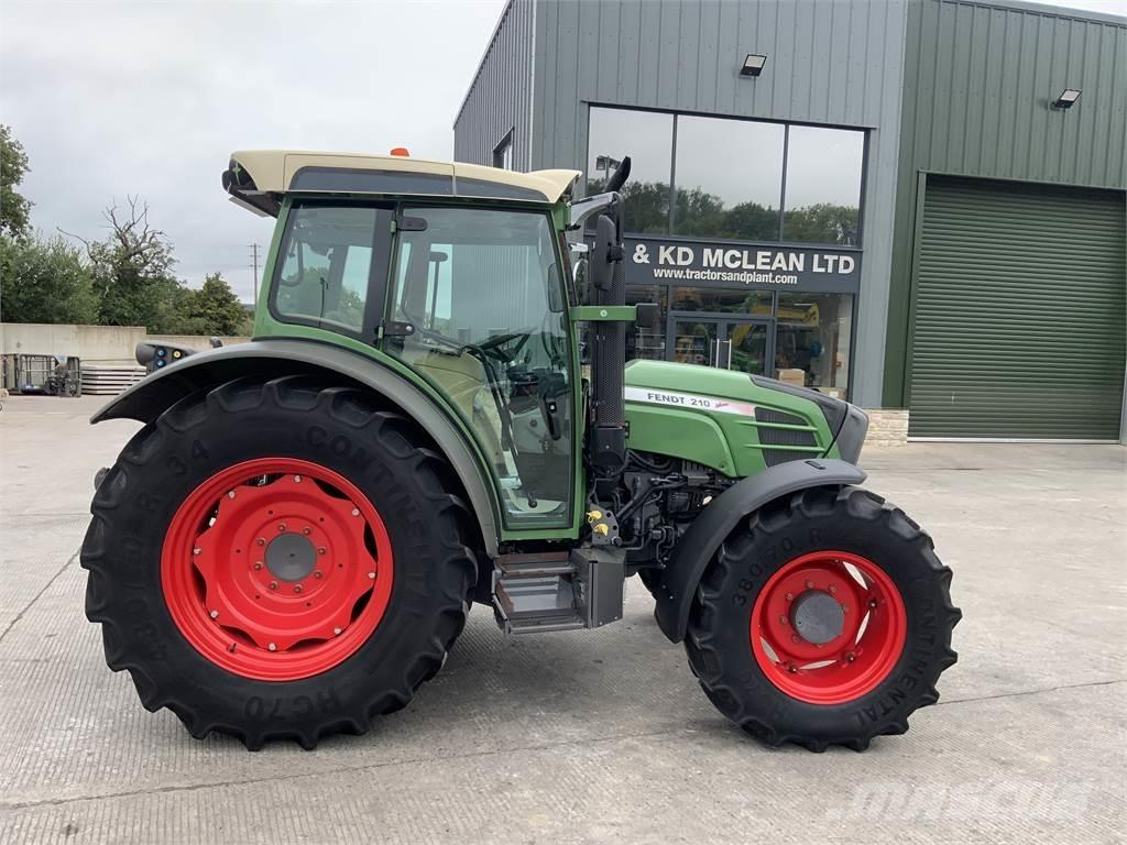 Fendt 210 (ST23988) Farm machinery