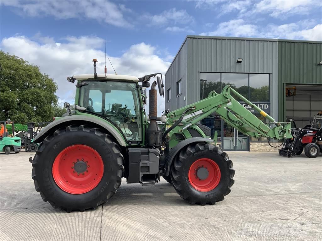Fendt 720 (ST23641) Farm machinery