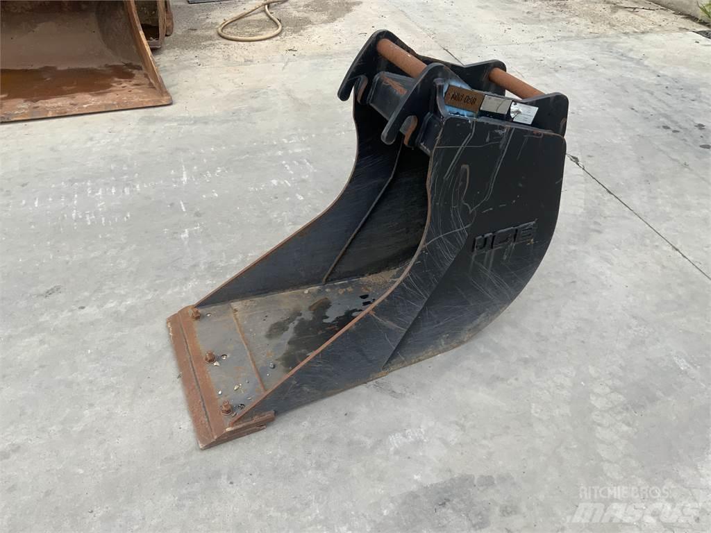 JCB 2ft bucket Farm machinery