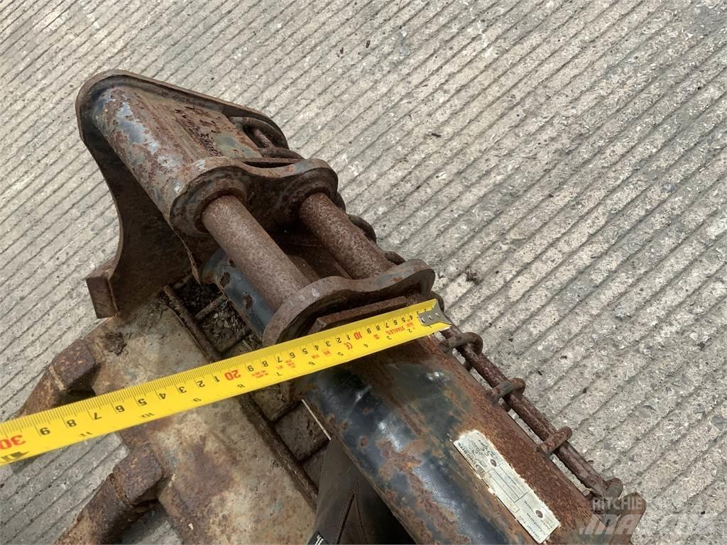 JCB 2ft bucket Farm machinery