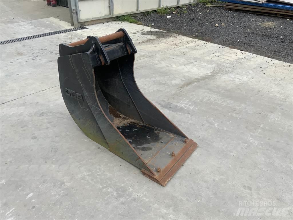 JCB 2ft bucket Farm machinery