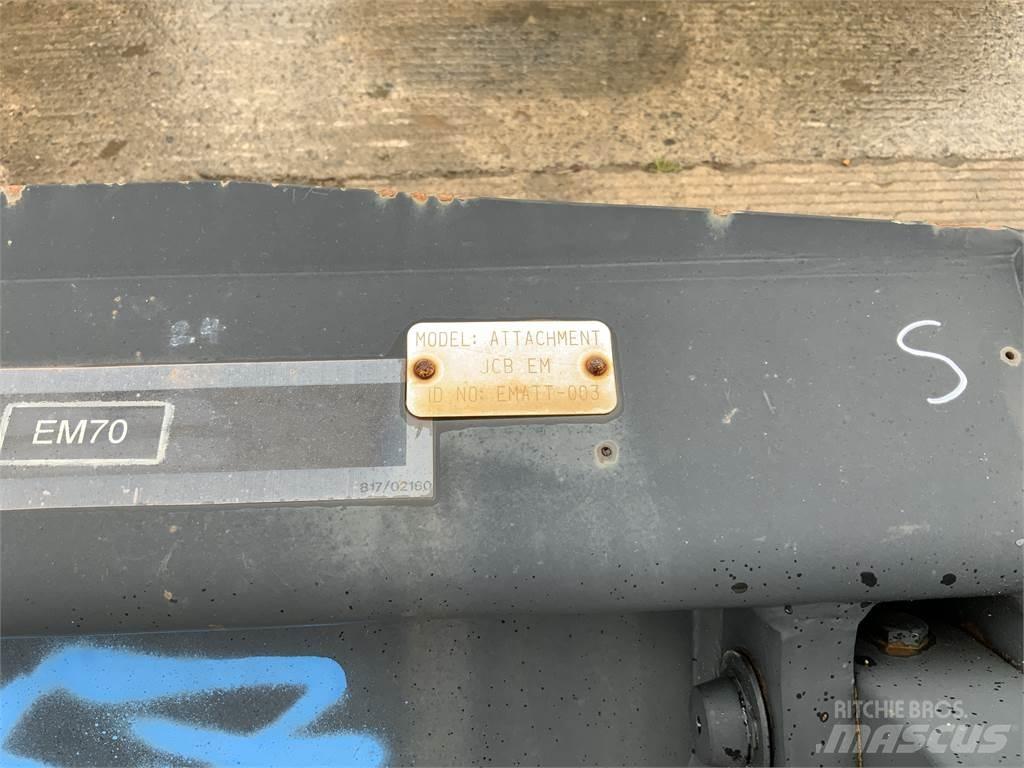 JCB 6FT 4 in 1 Bucket Farm machinery