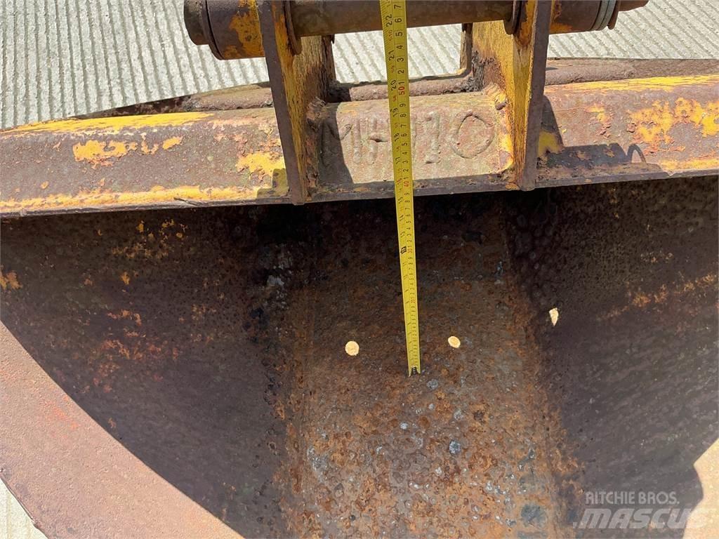 JCB V Bucket Farm machinery