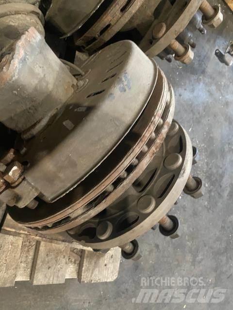 Volvo 8900 Other components