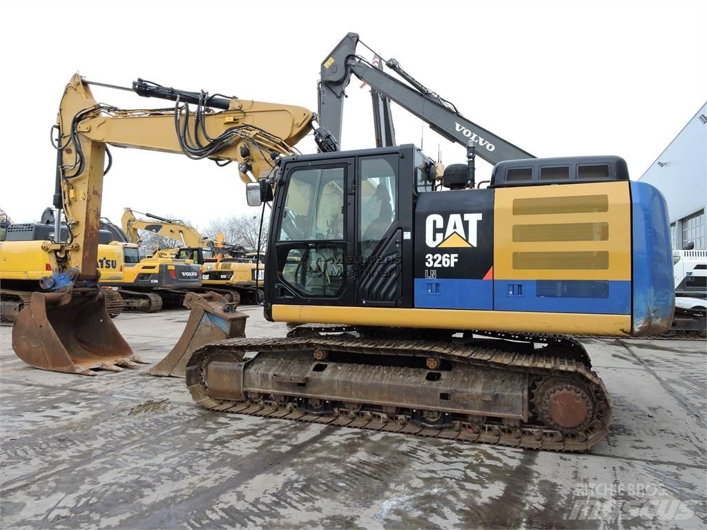CAT 326F Crawler excavators