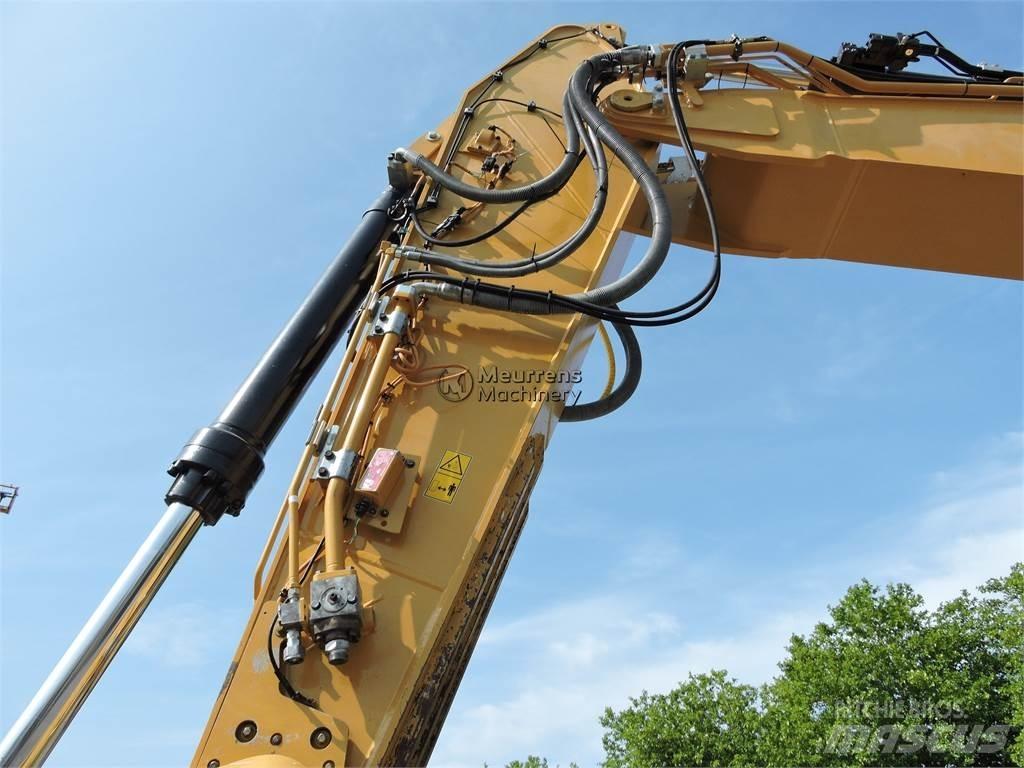 CAT 336 + GPS Crawler excavators