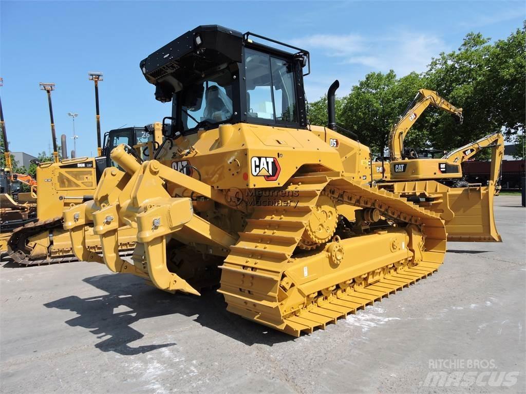 CAT D5 Dozers
