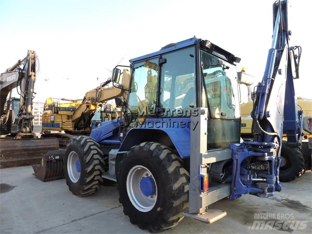Fermec 965 Backhoe