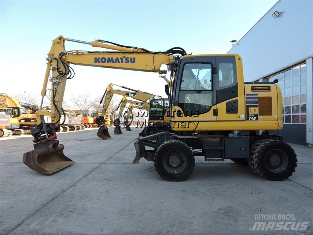 Komatsu PW148 Wheeled excavators