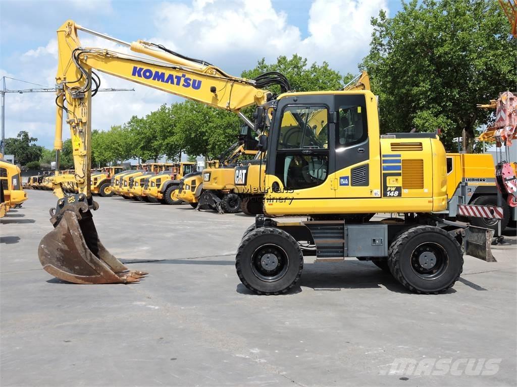 Komatsu PW148 Wheeled excavators