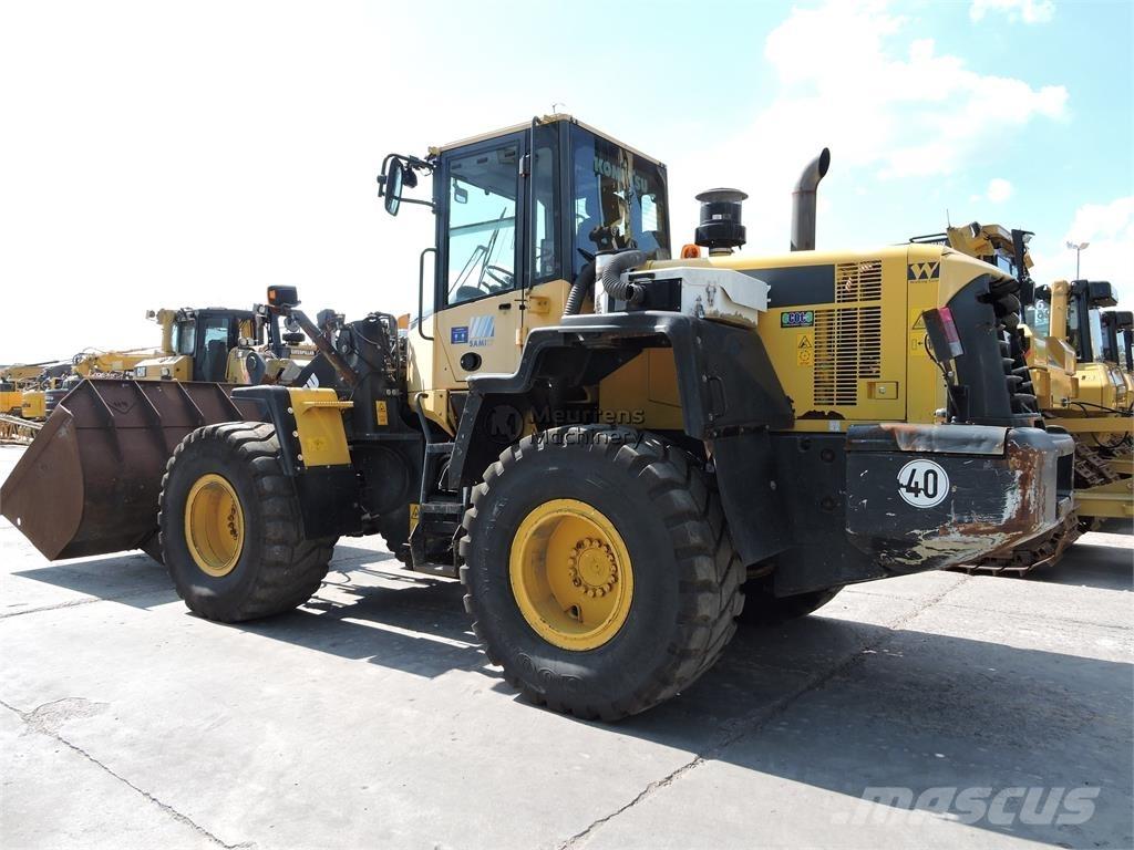 Komatsu WA320 Wheel loaders