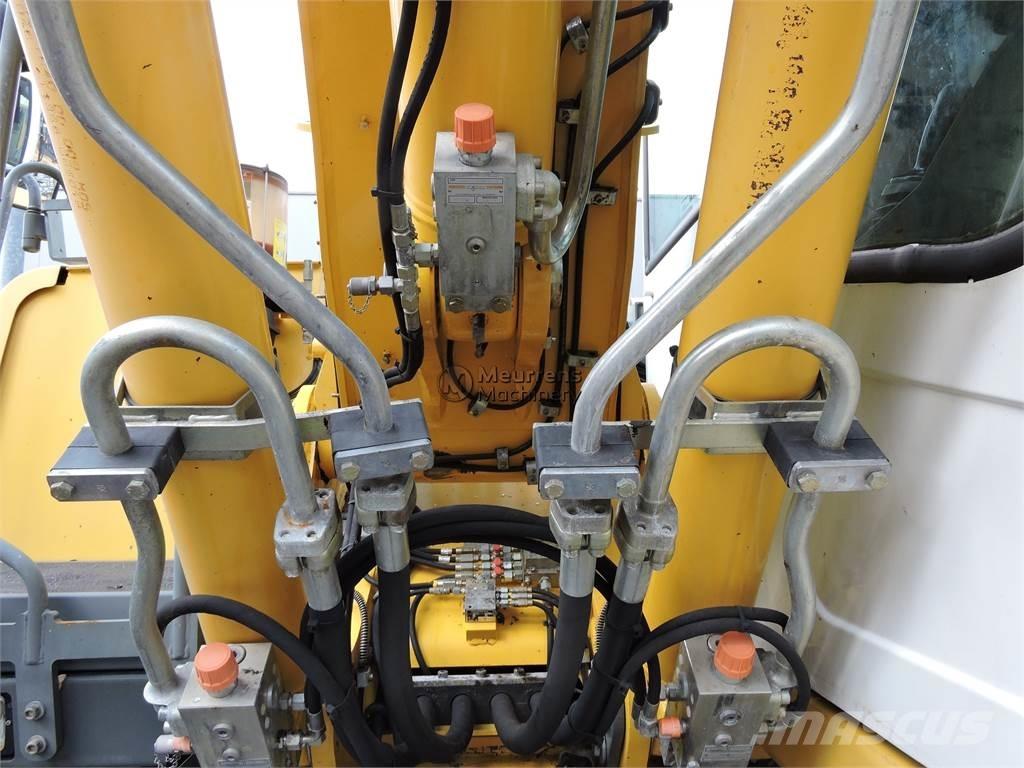 Liebherr A314 Wheeled excavators