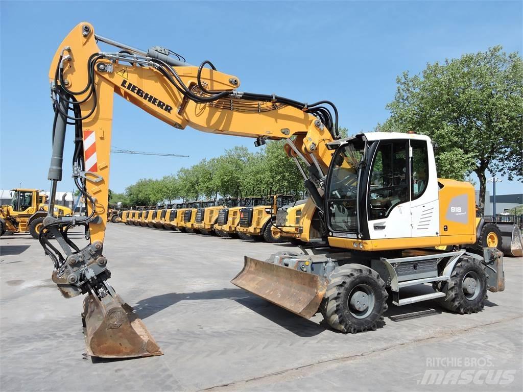 Liebherr A918 Wheeled excavators