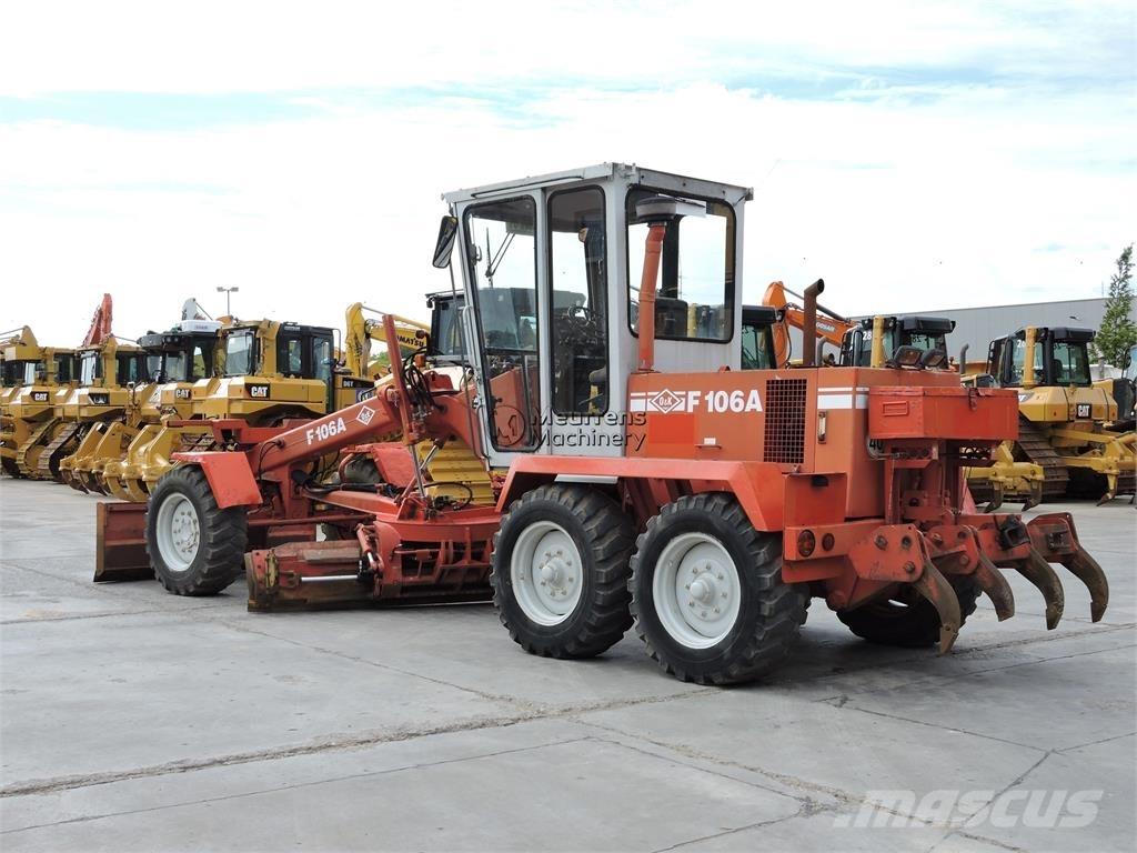 O&K F106A Graders