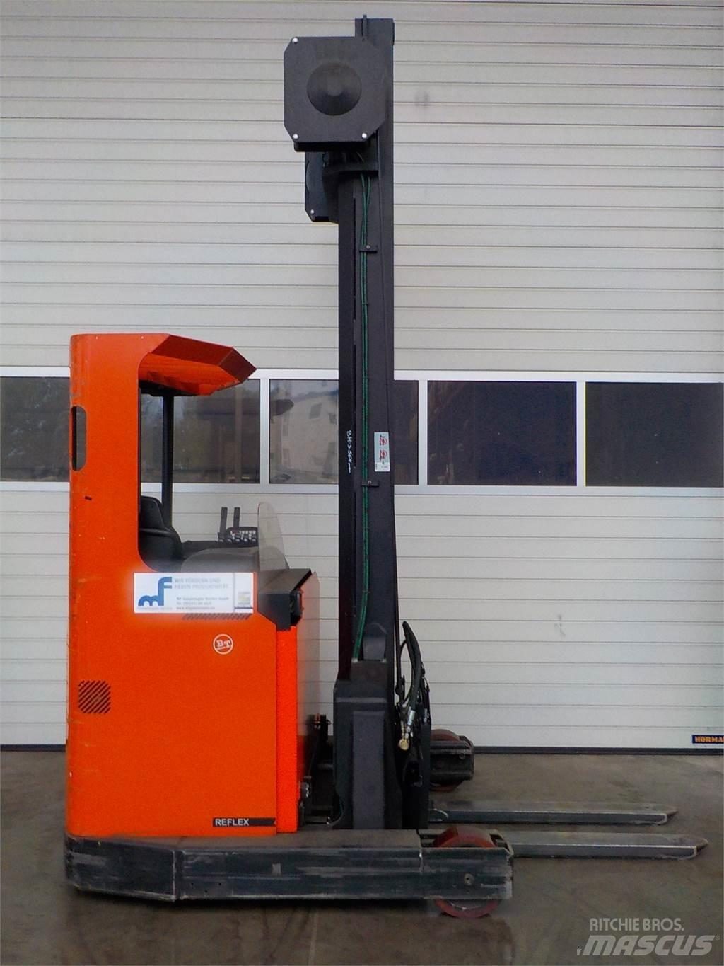 BT RR B2 Reach truck