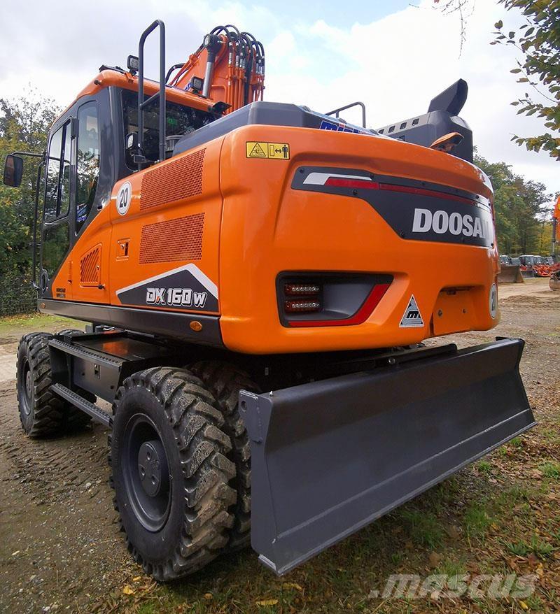 Doosan DX 160 W-7 Wheeled excavators