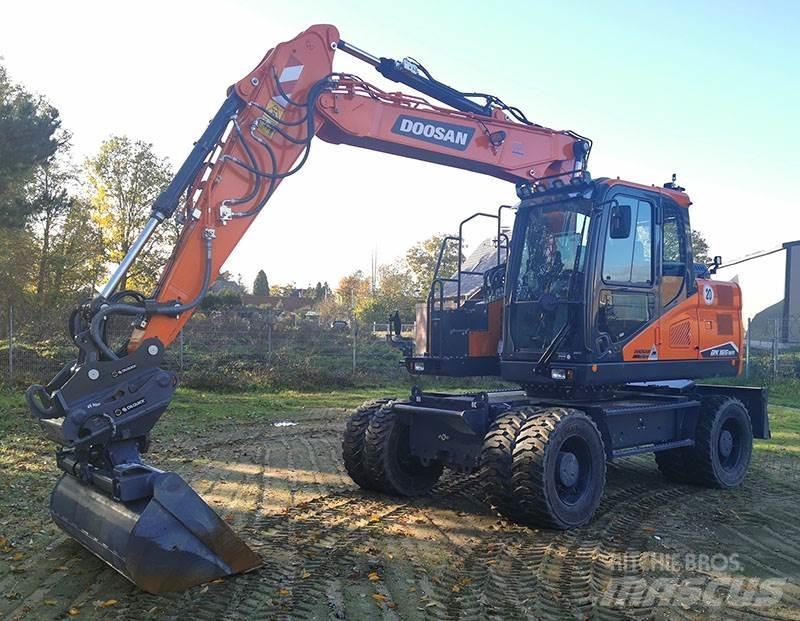 Doosan DX 165 WR-7 Wheeled excavators