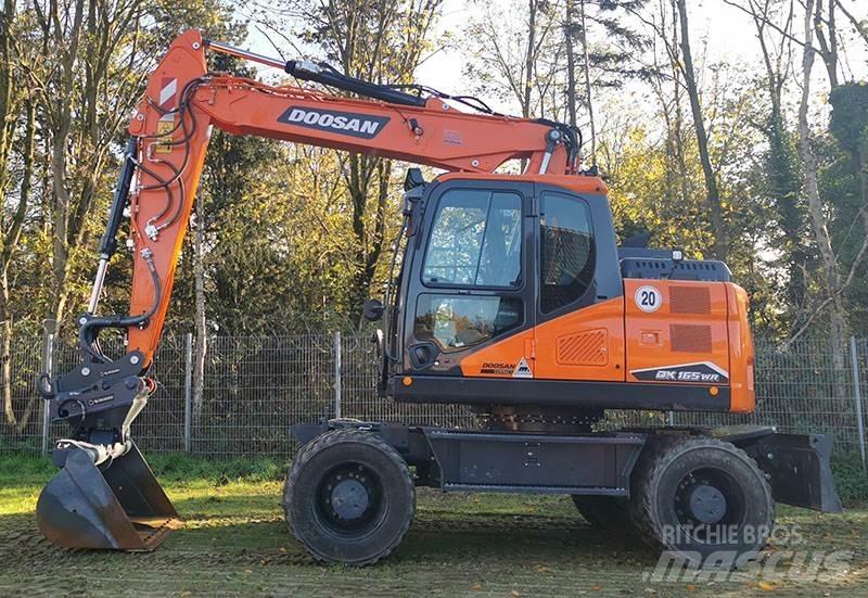 Doosan DX 165 WR-7 Wheeled excavators
