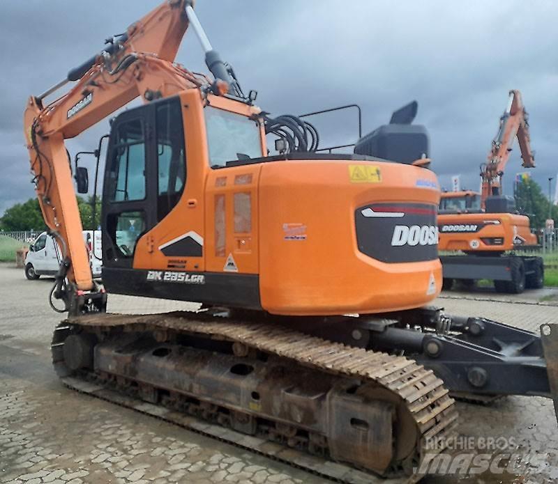 Doosan DX 235 LCR-7 Crawler excavators