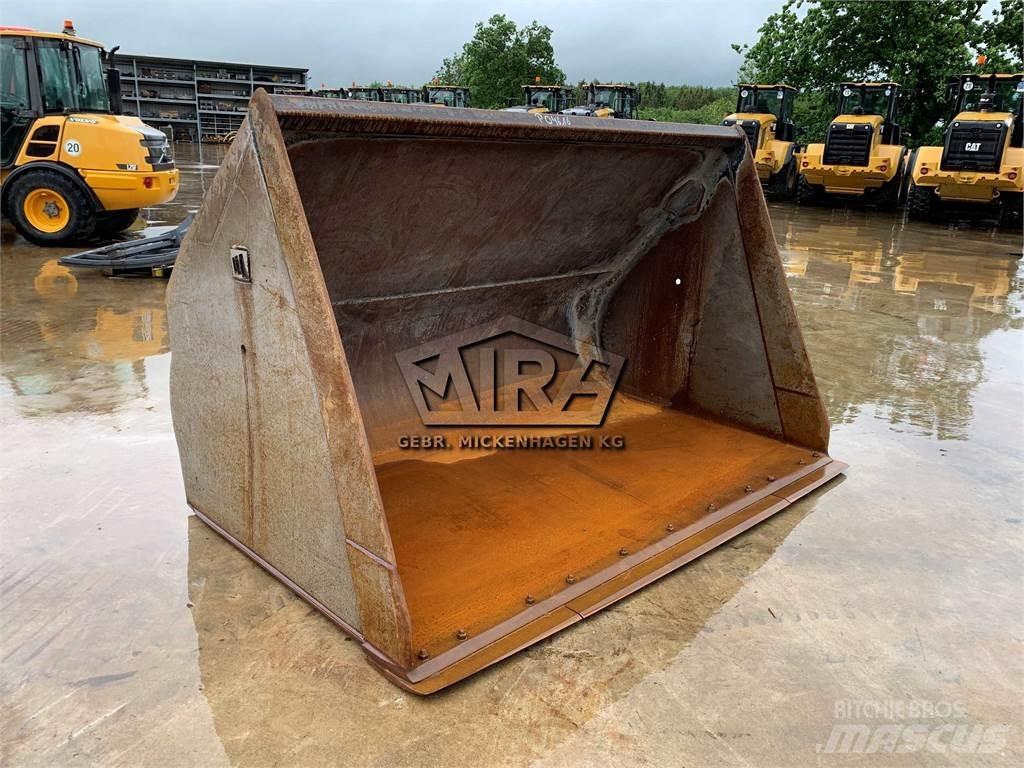 CAT 2750 mm/ 938 M Buckets