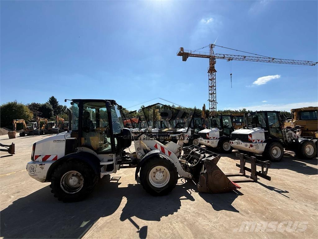 CAT 908M Wheel loaders