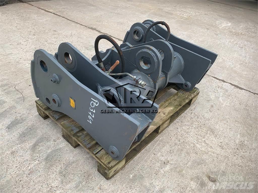 CAT 938K + M Quick connectors