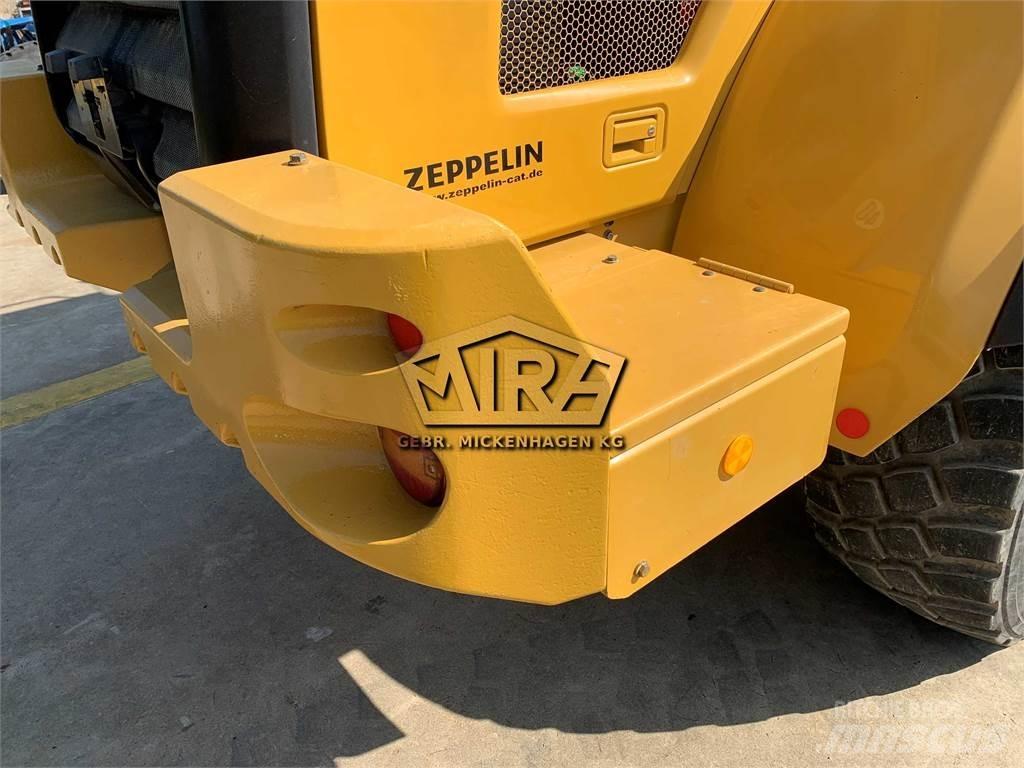 CAT 938M Wheel loaders