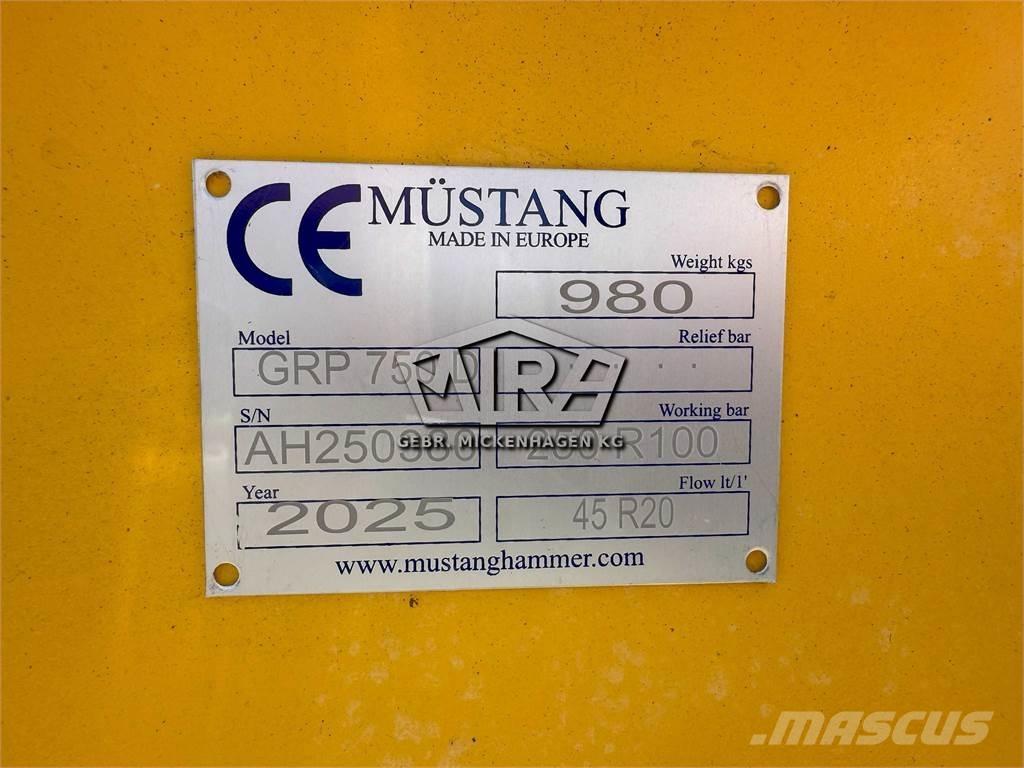 Mustang GRP750D Grapples