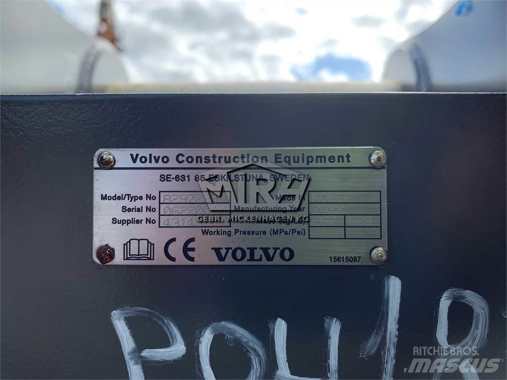 Volvo  Quick connectors