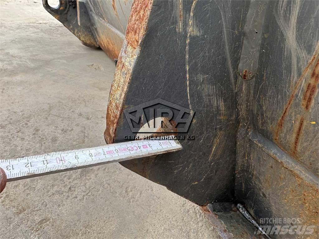 Volvo 2100 mm / L35 Buckets