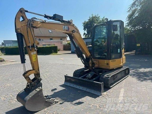CAT 304 Mini excavators < 7t (Mini diggers)