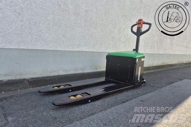 Hangcha CBD15-WD-I Low lift order picker