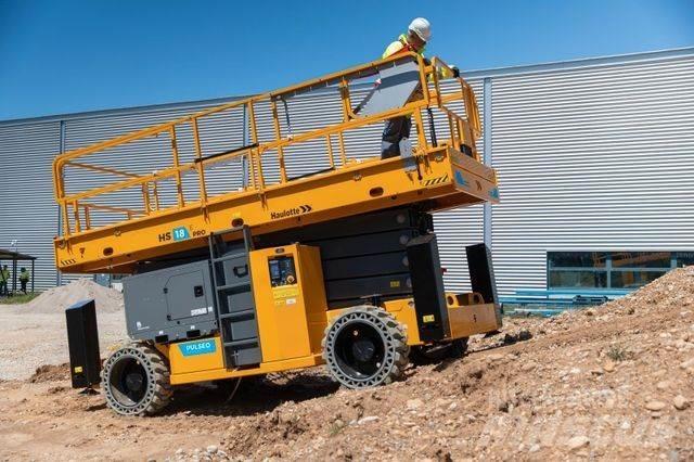 Haulotte HS18 E Pro Articulated boom lifts