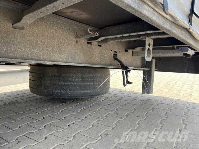 Panav TV018H Curtainsider trailers