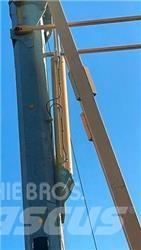 Potain IGO 32 Tower cranes