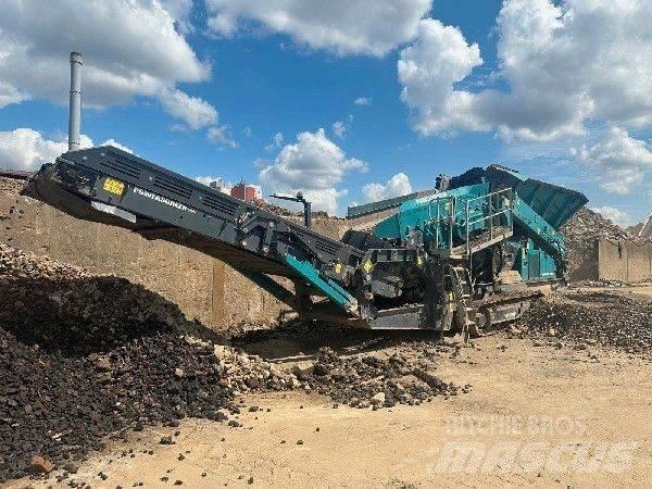 Powerscreen 1400X Screeners