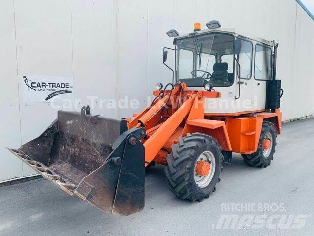 Schaeff SKB 902 Backhoe
