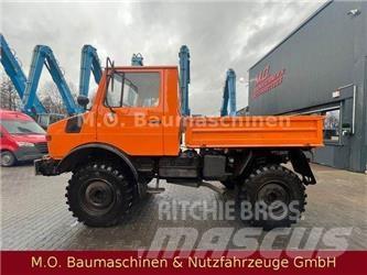Unimog U 1000/ 424 Tipper trucks