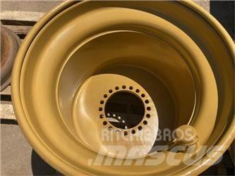 CAT 535C Tyres, wheels and rims