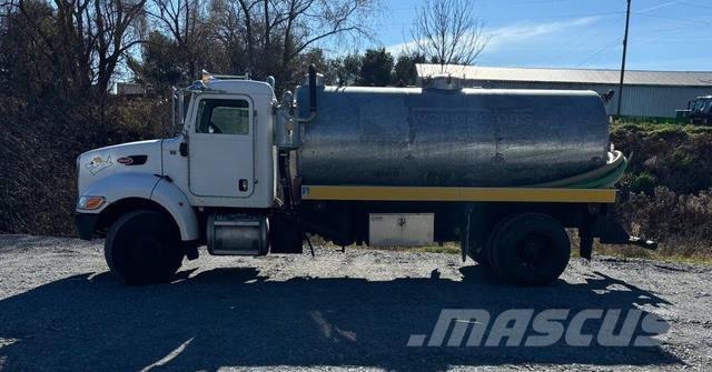 Peterbilt 335 Other trucks