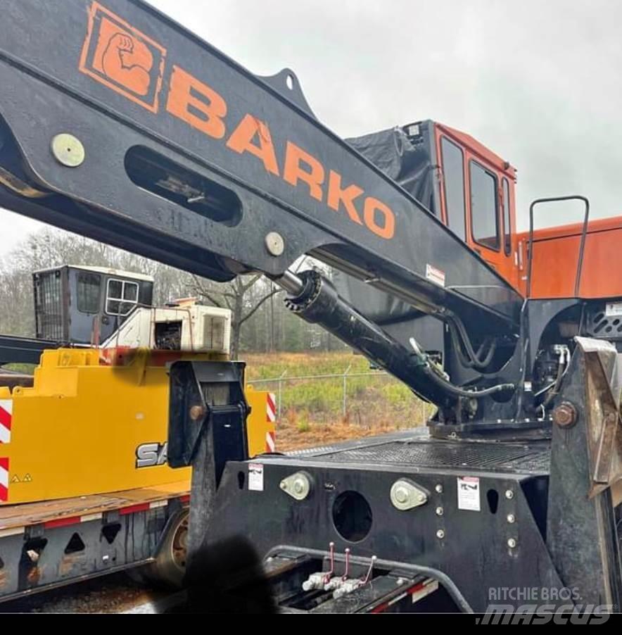 Barko 495B Knuckle boom loaders