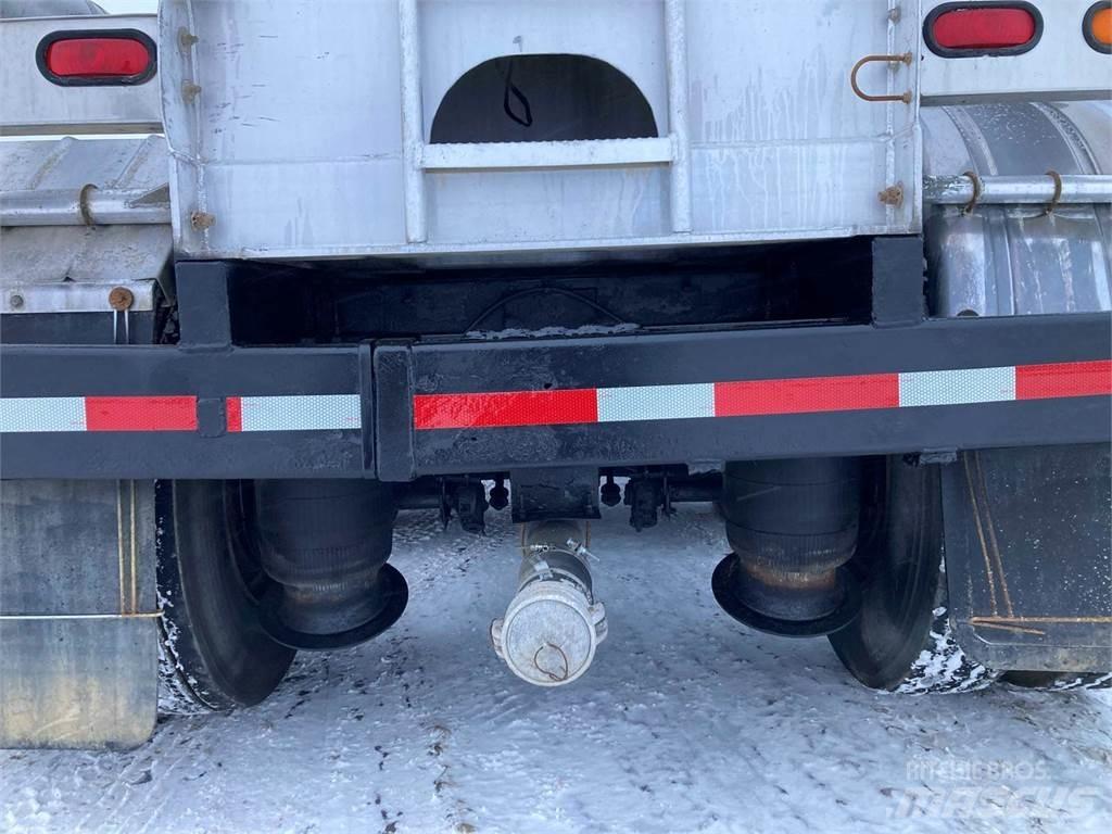 Bedard  Tanker trailers