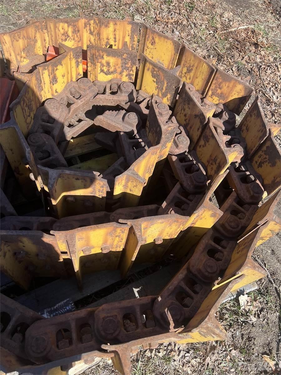Berco  Tracks, chains and undercarriage