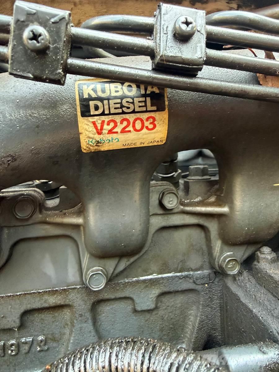 Bobcat 753 Skid steer loaders